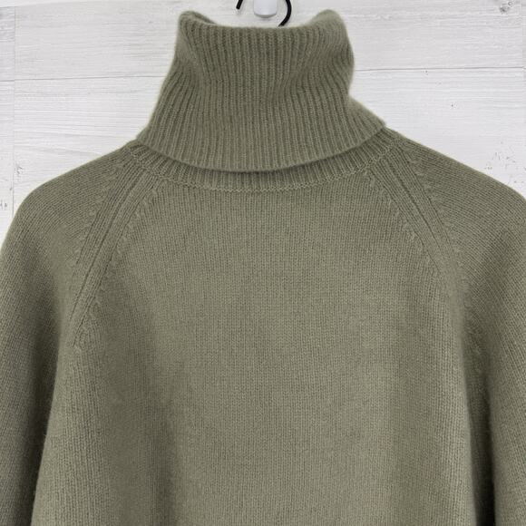Theory Airy Wool Cashmere Turtleneck Sweater M Olive Oversize Wide Sleeve Luxury - Picture 4 of 16